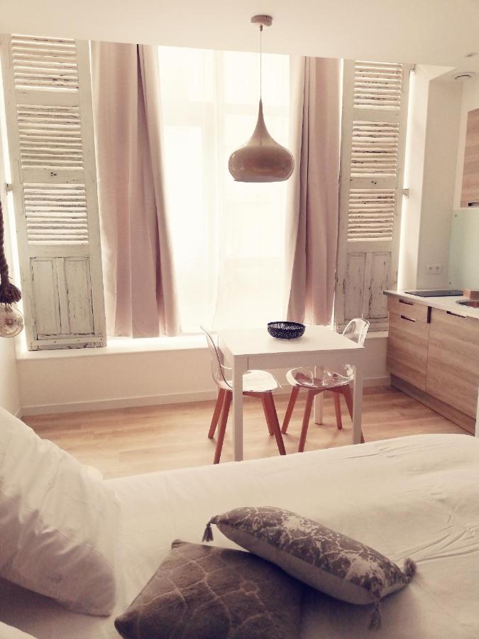 Suite 24 Appart'Hotel-3 Etoiles 르크로조 외부 사진